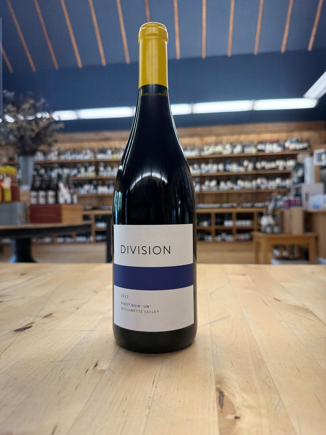 Division Wine Company Pinot Noir &quot;un&quot; Oregon 2023
