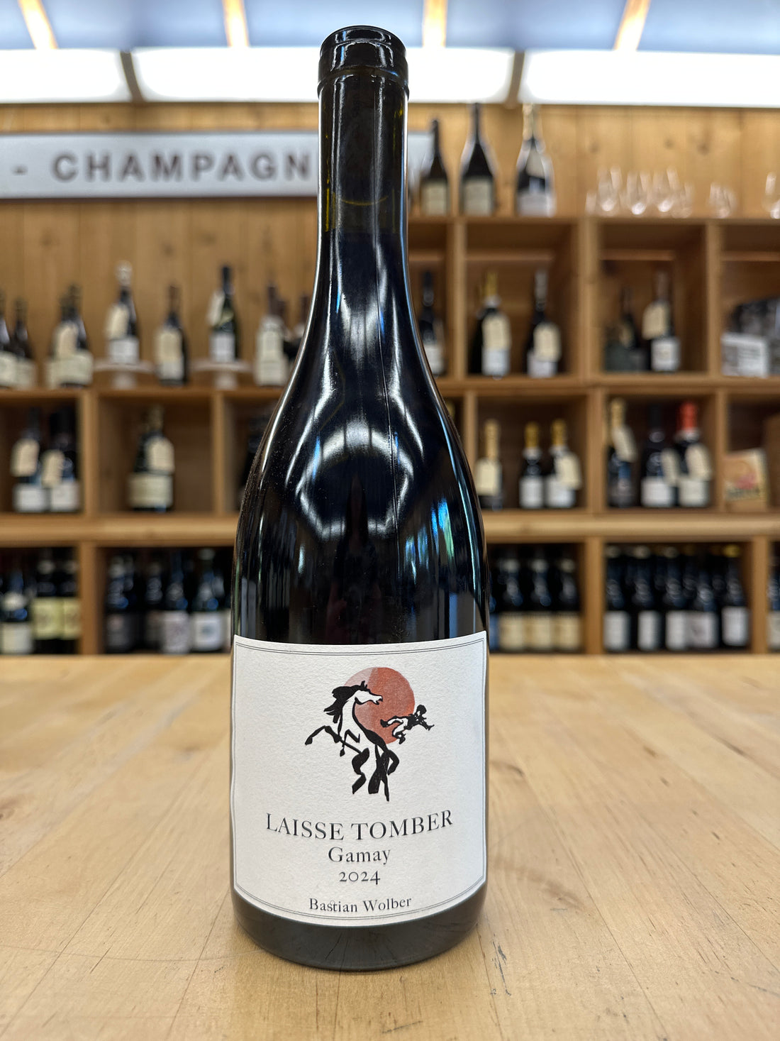 Bastian Wolber, Laisse Tomber, Gamay, 2024
