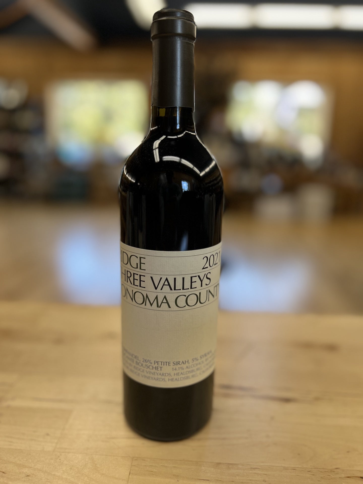 Ridge, Three Valleys Red 2021