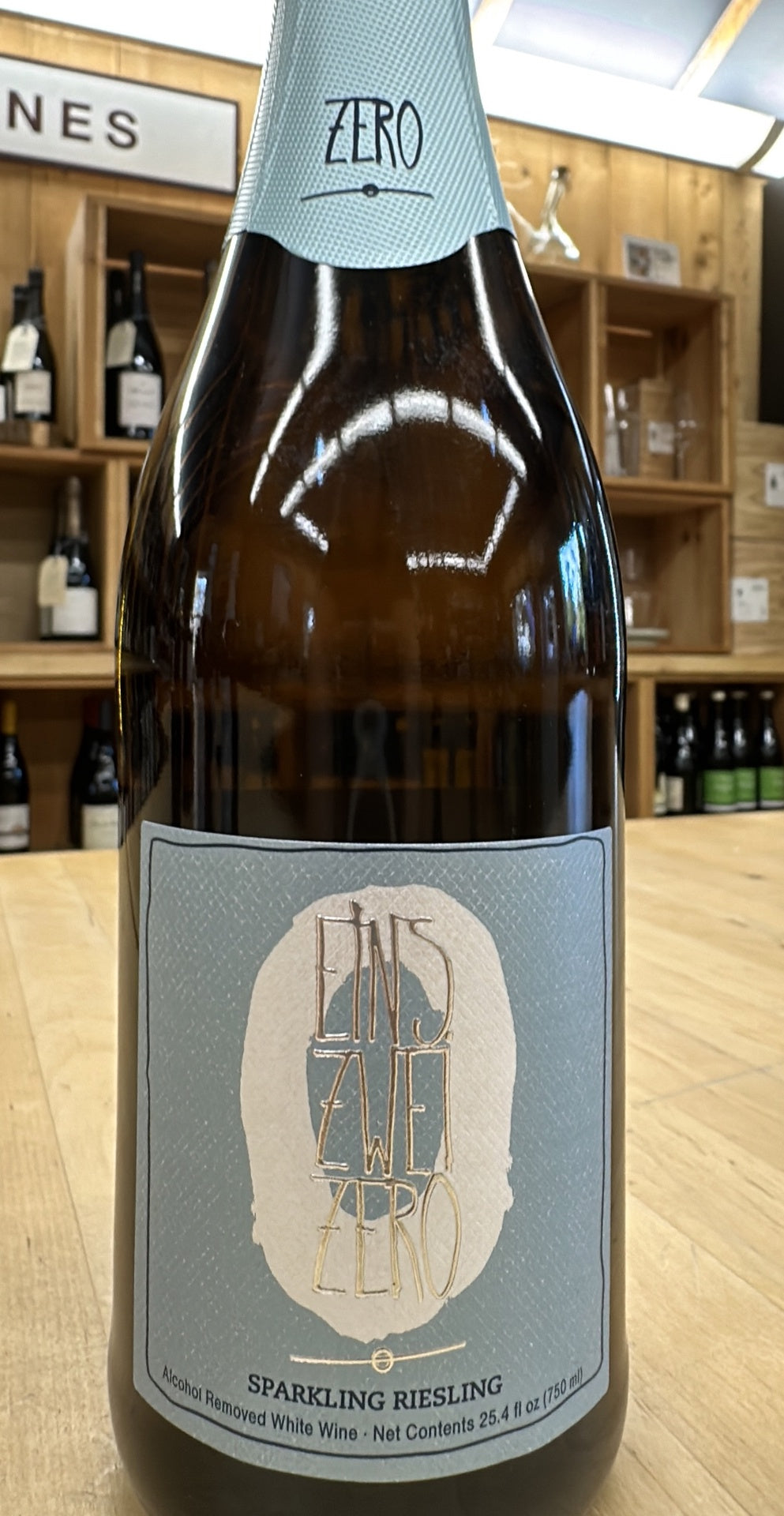 Leitz, Zwei, Zero Sparkling Riesling (Non-Alcoholic) NV