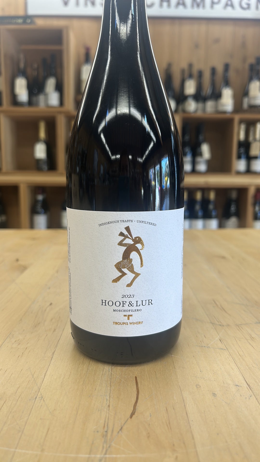 Troupis, Moschoilfero, &quot;Hoof &amp; Lur&quot;, Greece